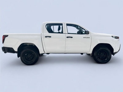 Toyota Hilux 2.8 d-4d 48V double cab Hilux auto (5)