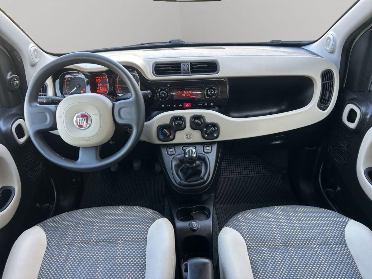 Fiat Panda 1.3 MJT 95 CV S&S 4x4 (15)