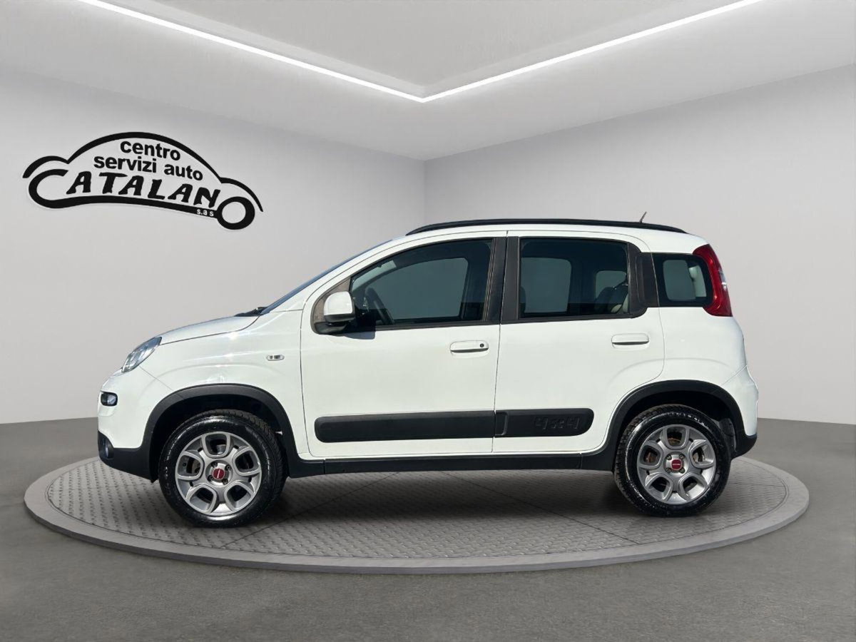 Fiat Panda 1.3 MJT 95 CV S&S 4x4 (2)