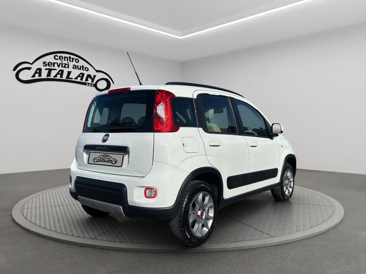 Fiat Panda 1.3 MJT 95 CV S&S 4x4 (5)