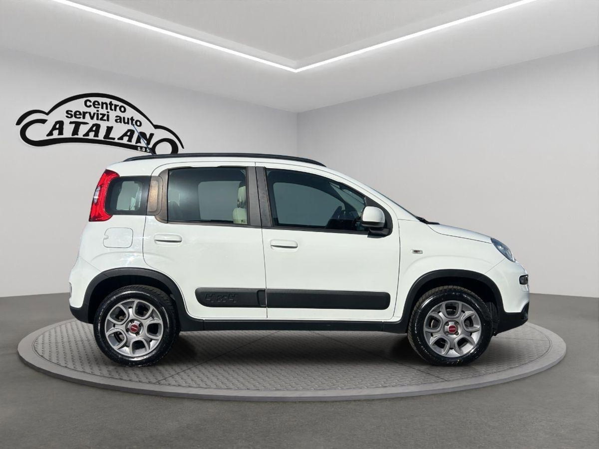 Fiat Panda 1.3 MJT 95 CV S&S 4x4 (6)