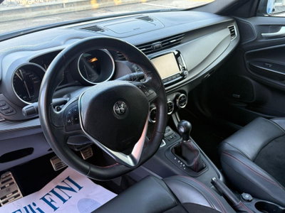 Alfa Romeo Giulietta 2.0 JTDm Veloce 170cv tct (7)