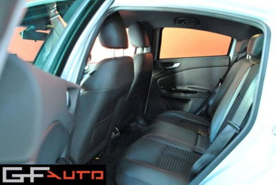 Alfa Romeo Giulietta 1750 tbi Quadrifoglio Verde 235cv (11)
