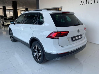 Volkswagen Tiguan 2.0 TDI SCR DSG 4MOTION Style BMT (2)