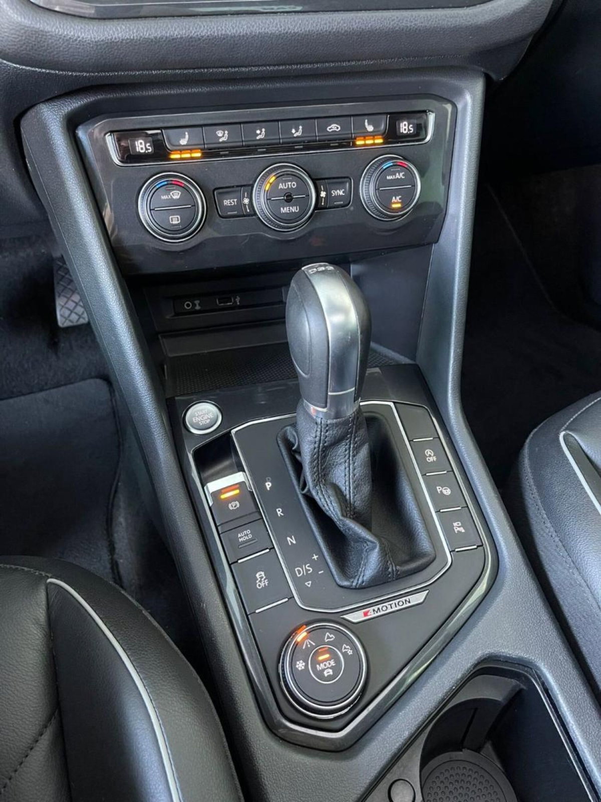 Volkswagen Tiguan 2.0 TDI SCR DSG 4MOTION Style BMT (20)