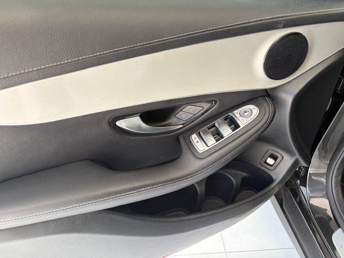 Mercedes-Benz GLC SUV 200 d 4Matic Premium (9)