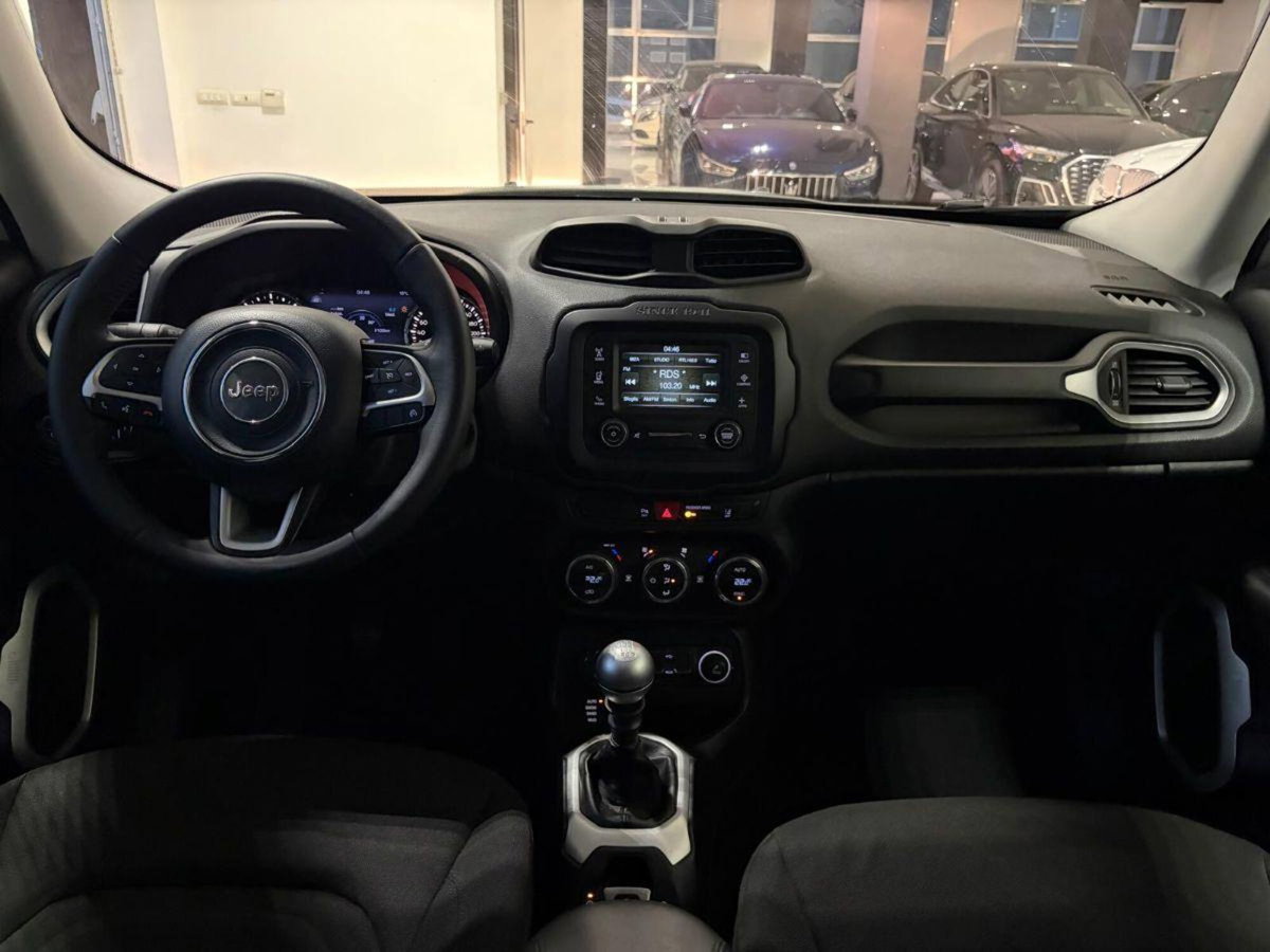 Jeep Renegade 2.0 Mjt 140CV 4WD Active Drive Limited (12)