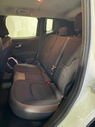 Jeep Renegade 2.0 Mjt 140CV 4WD Active Drive Limited (16)