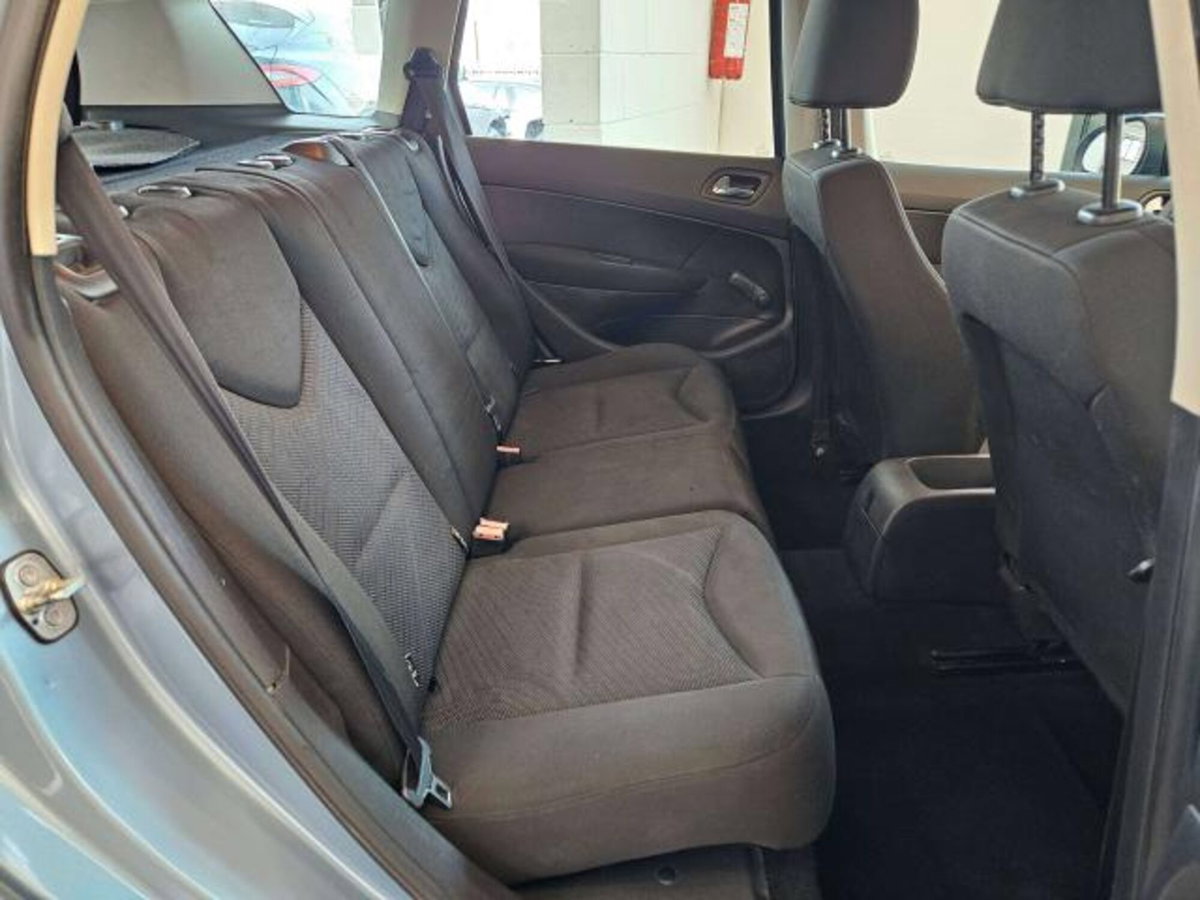 Peugeot 308 SW 1.6 8V HDi 93CV Access (12)