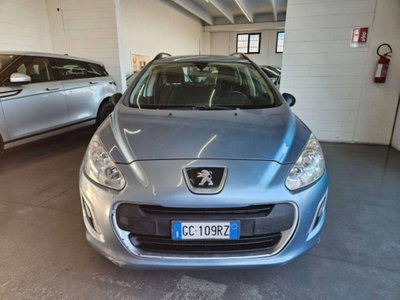 Peugeot 308 SW 1.6 8V HDi 93CV Access (2)