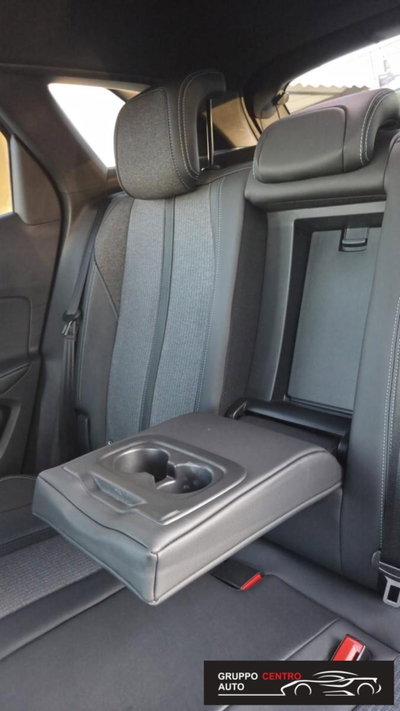 Peugeot 3008 PureTech Turbo 130 S&S EAT8 GT Line (13)