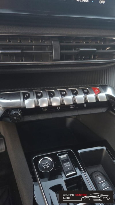 Peugeot 3008 PureTech Turbo 130 S&S EAT8 GT Line (9)