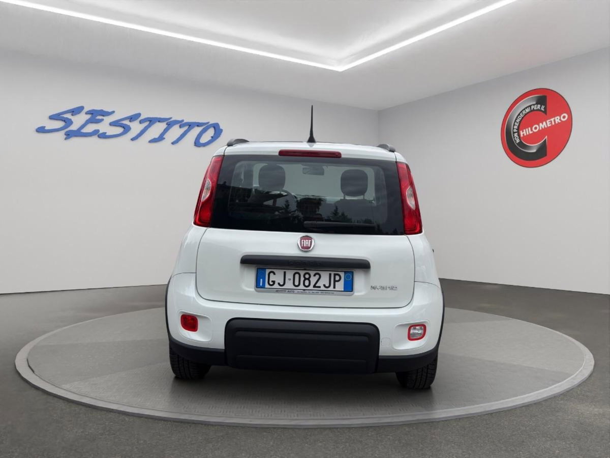 Fiat Panda 1.0 FireFly S&S Hybrid City Cross (5)