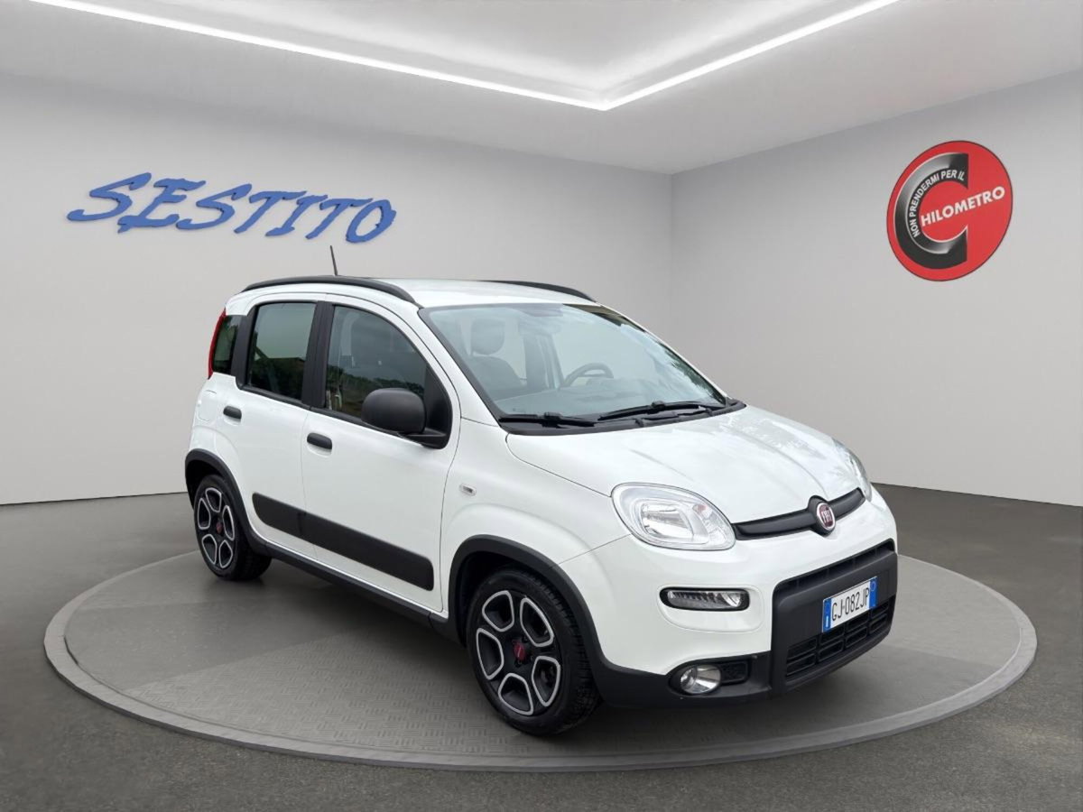Fiat Panda 1.0 FireFly S&S Hybrid City Cross (7)