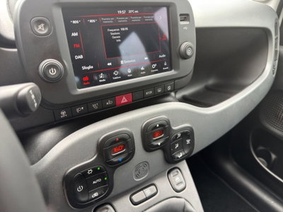 Fiat Panda 1.0 FireFly S&S Hybrid City Cross (9)