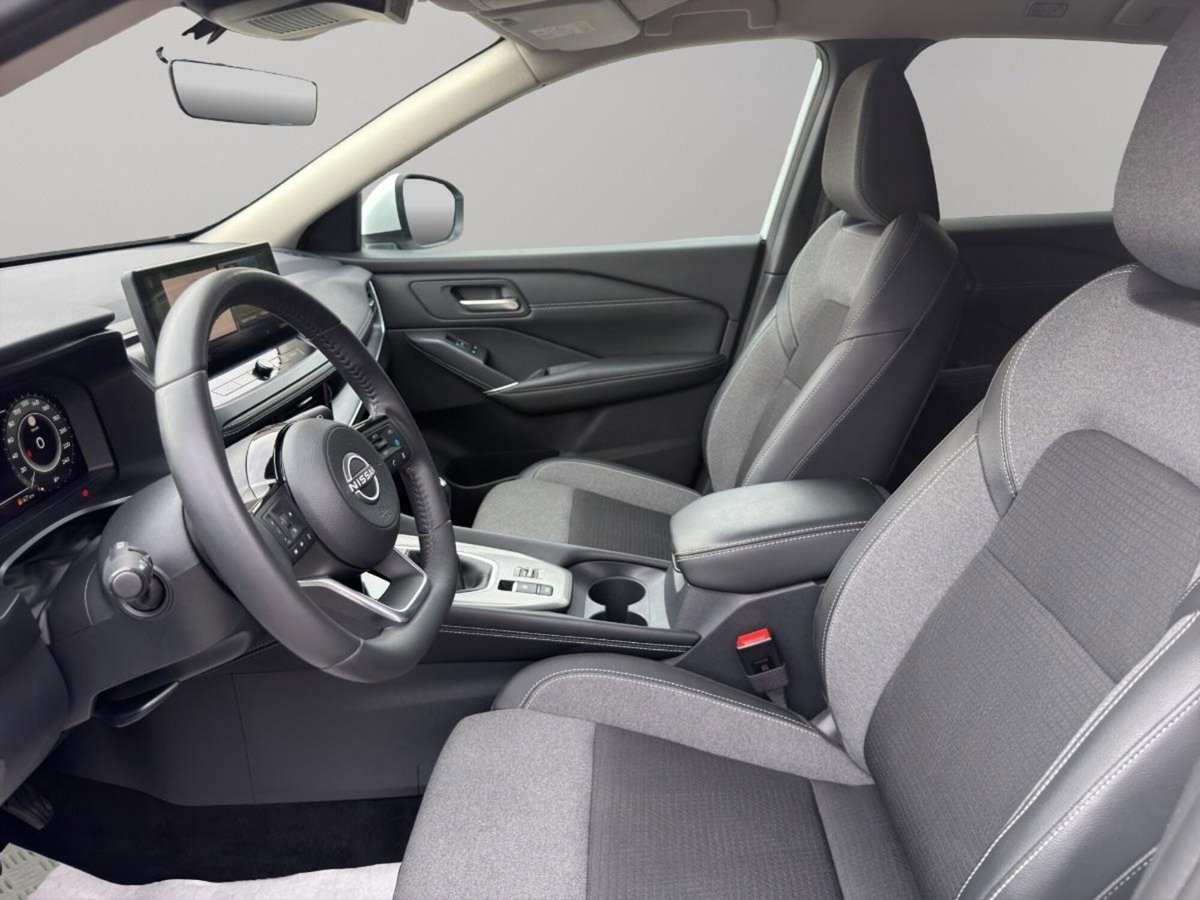 Nissan Qashqai 1.3 mhev N-Connecta 2wd 140cv (14)