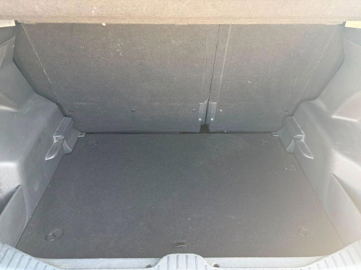 Citroen C3 Picasso 1.6 HDi 110 Seduction (13)