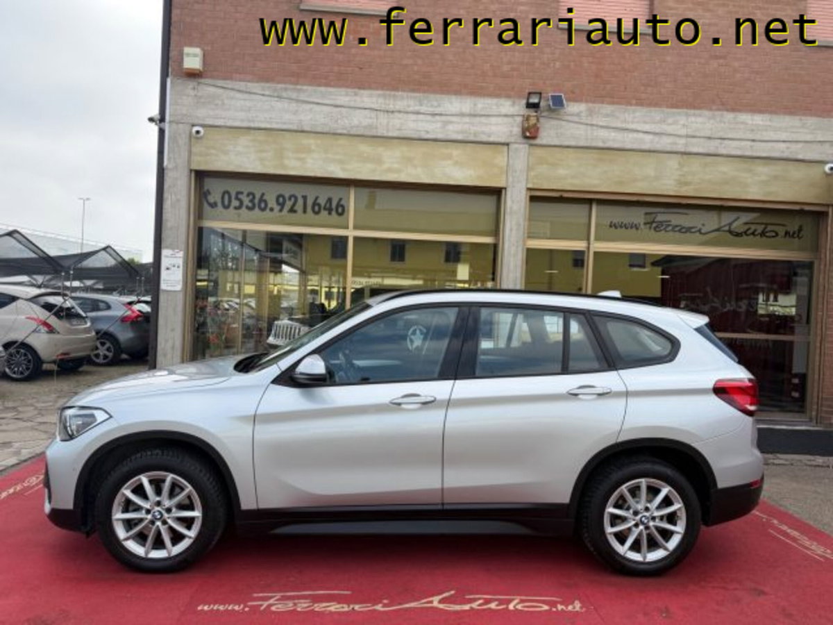 BMW X1 xDrive18d Business Advantage (5)