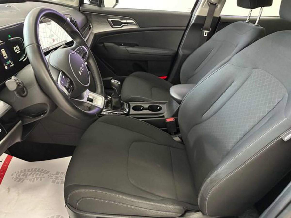 Kia Sportage 1.6 CRDi MHEV Business (18)