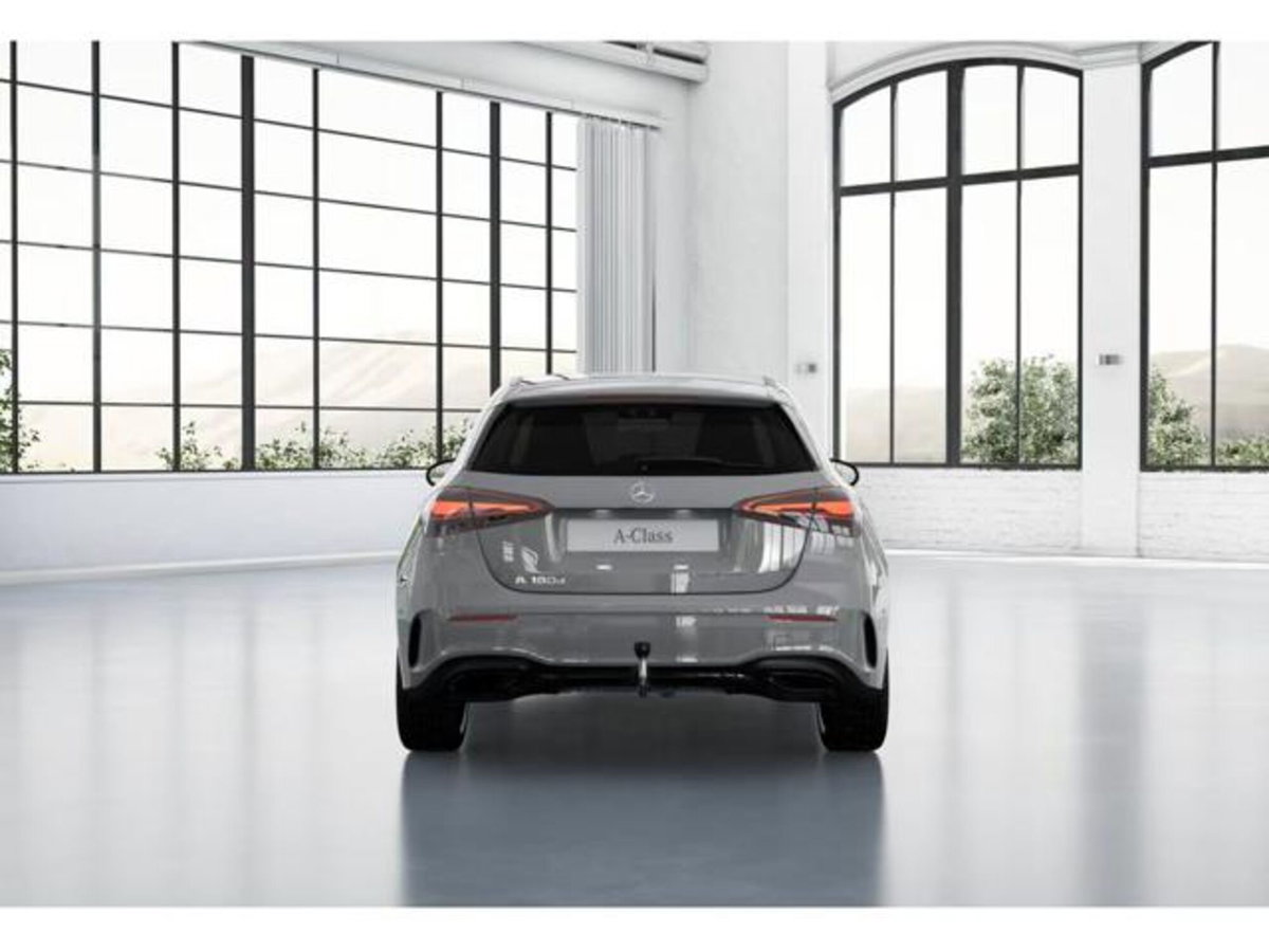 Mercedes-Benz Classe A Sedan 180 d AMG Line Premium Plus auto (2)