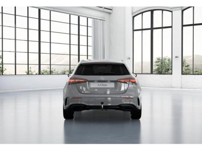 Mercedes-Benz Classe A Sedan 180 d AMG Line Premium Plus auto (2)