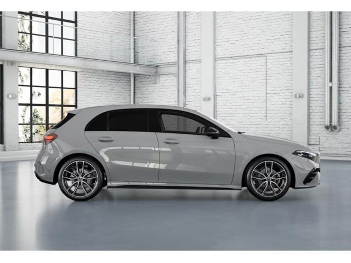 Mercedes-Benz Classe A Sedan 180 d AMG Line Premium Plus auto (7)