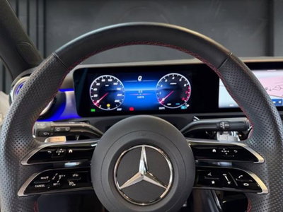 Mercedes-Benz Classe A Sedan 200 Automatic 4p. Premium (8)