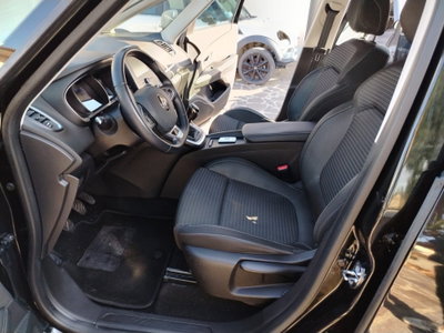 Renault Scenic E-Tech Electric XMod dCi 110 CV Start&Stop Energy Limited (8)