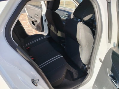 Opel Corsa 1.2 Design & Tech (8)