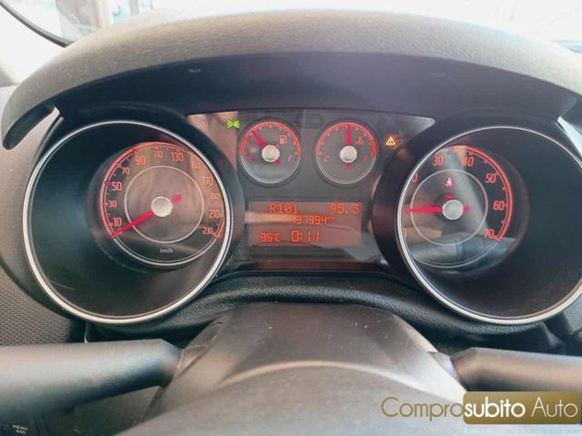 Fiat Punto Evo 1.3 Mjt 75 CV 5 porte Active (18)