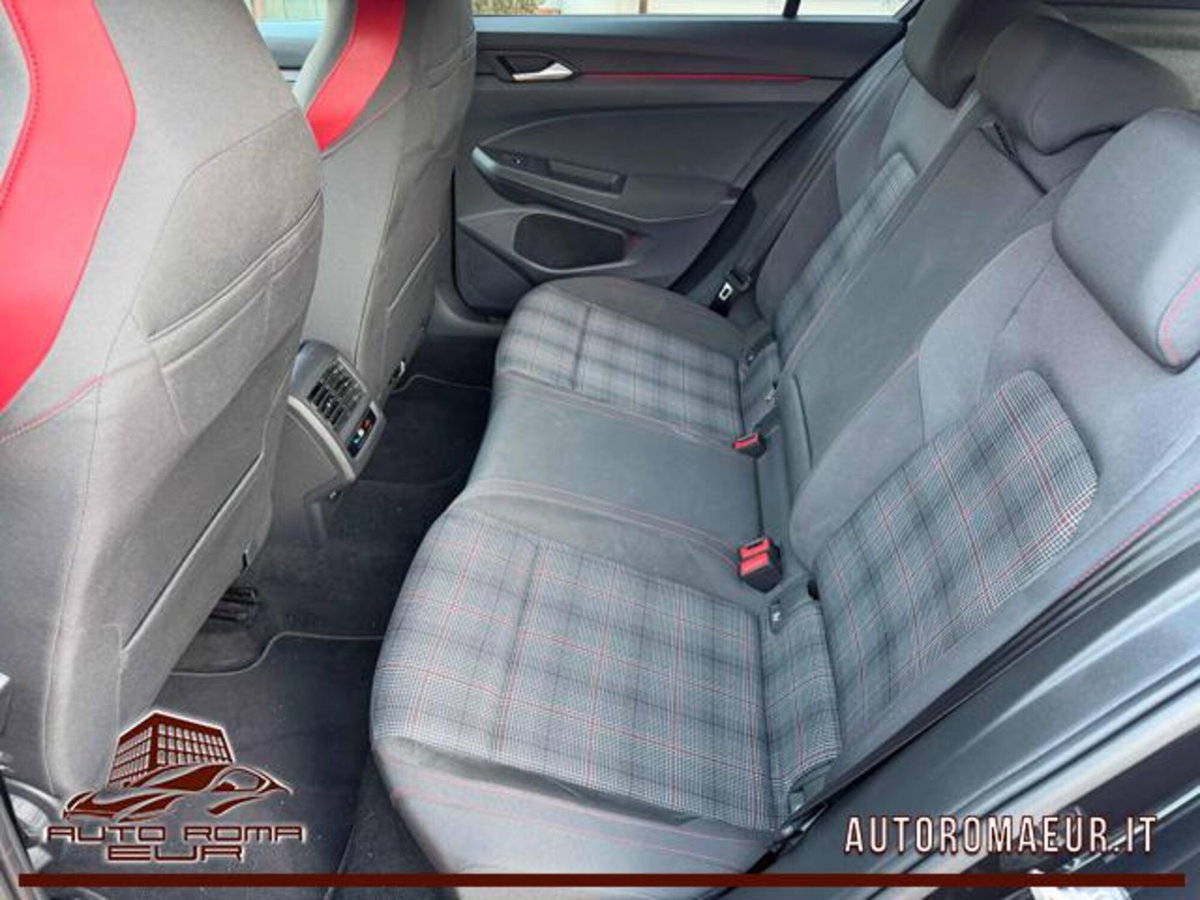 Volkswagen Golf 2.0 tsi GTI MT Ultimate 245cv (17)