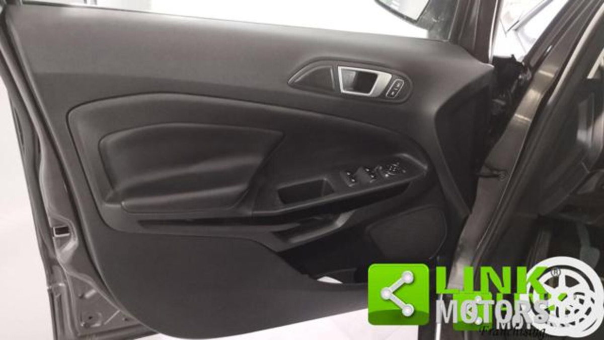 Ford EcoSport 1.0 EcoBoost 100 CV Titanium (10)