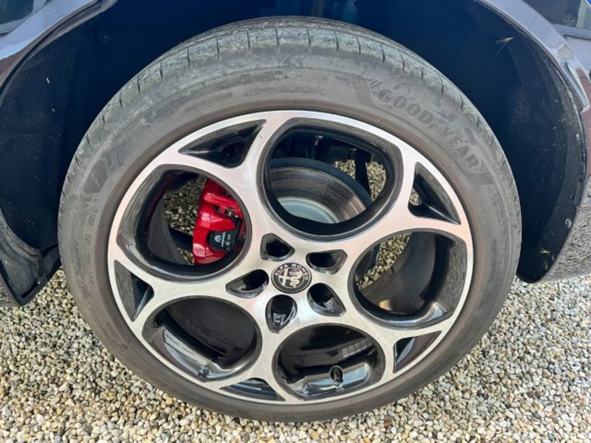 Alfa Romeo Tonale Tonale 1.5 160 CV MHEV TCT7 Ti (18)