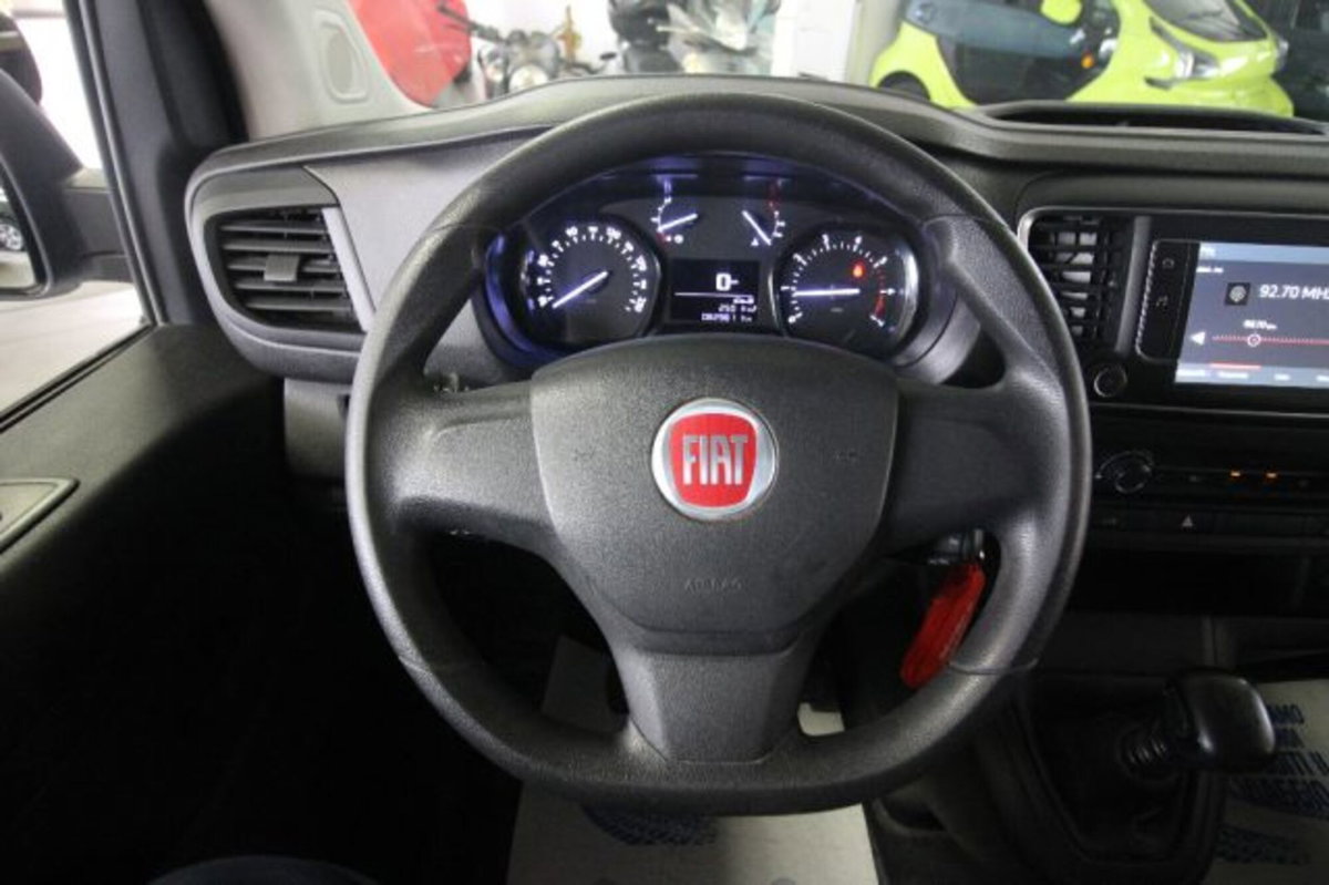 Fiat Scudo Furgone 2.0 BlueHDi 145CV AT8 PL-TN Furgone Lounge (13)