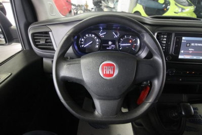 Fiat Scudo Furgone 2.0 BlueHDi 145CV AT8 PL-TN Furgone Lounge (13)