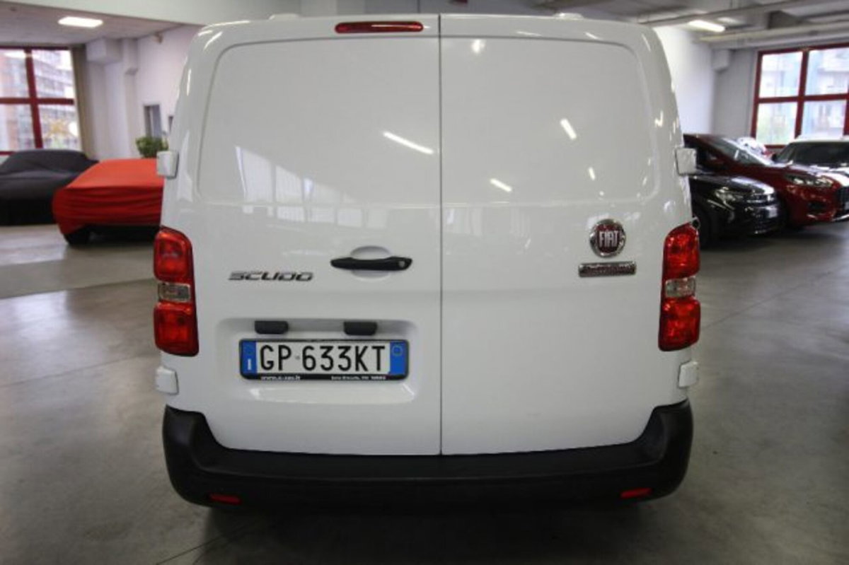 Fiat Scudo Furgone 2.0 BlueHDi 145CV AT8 PL-TN Furgone Lounge (6)