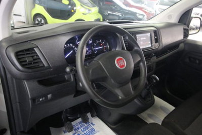 Fiat Scudo Furgone 2.0 BlueHDi 145CV AT8 PL-TN Furgone Lounge (7)