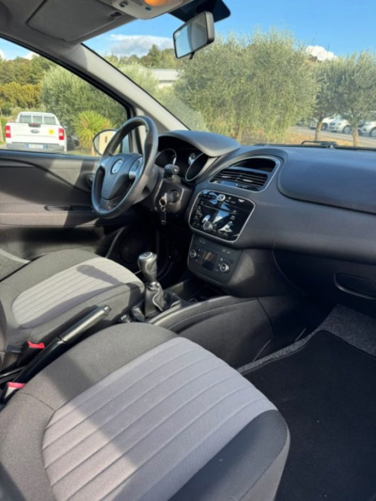 Fiat Punto 1.3 MJT II S&S 95 CV 5 porte Street (6)