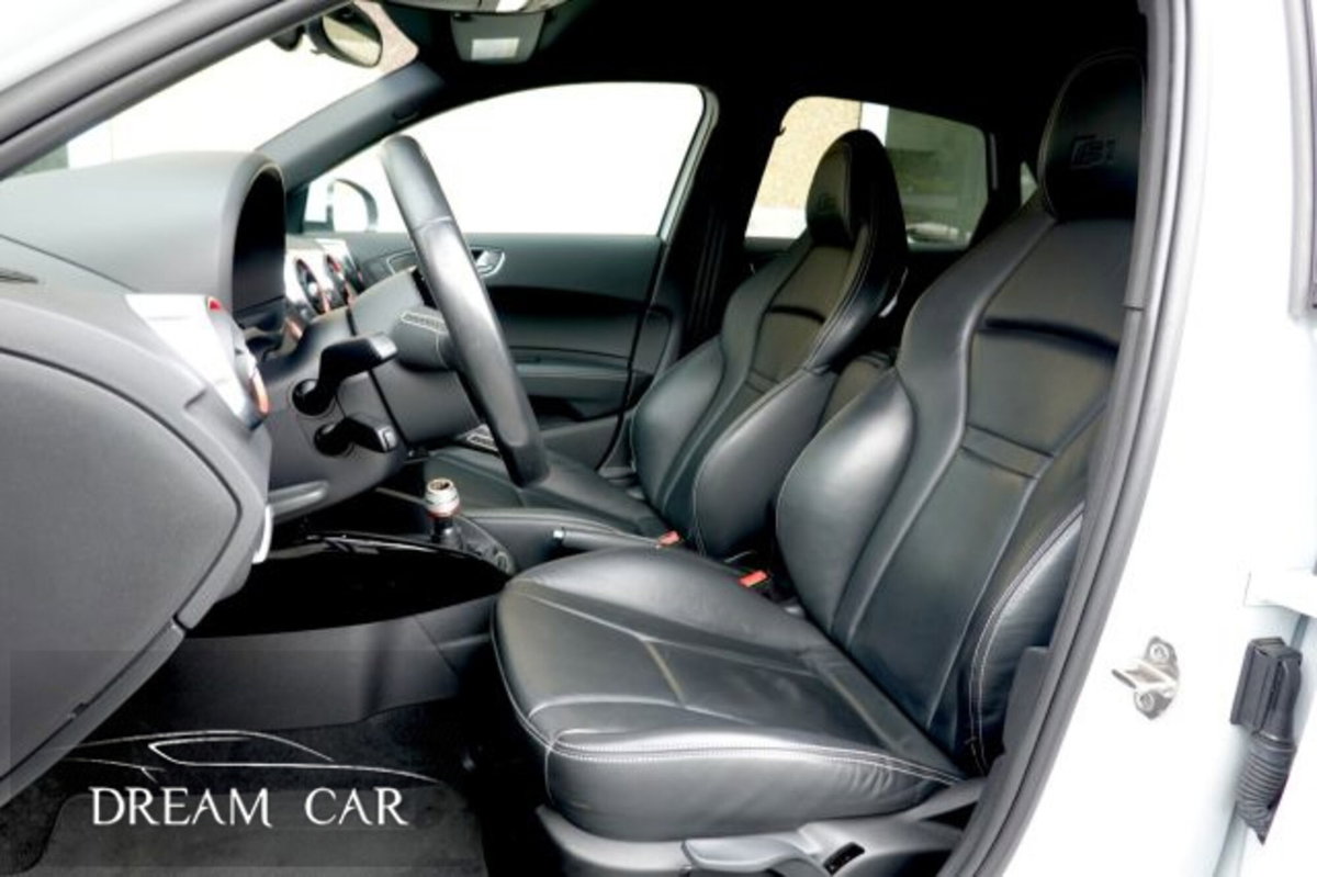 Audi S1 Sportback 2.0 TFSI quattro (9)