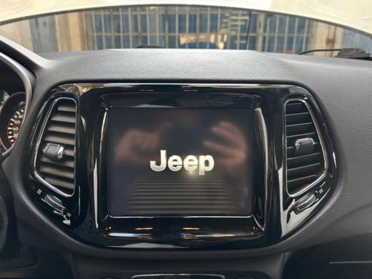 Jeep Compass 2.0 Multijet II 4WD Night Eagle (20)