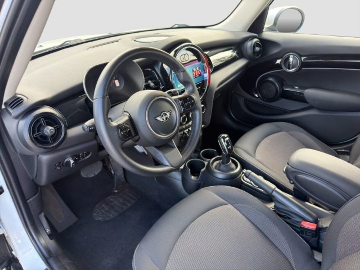 MINI Mini 1.5 Cooper Classic 5 porte (9)
