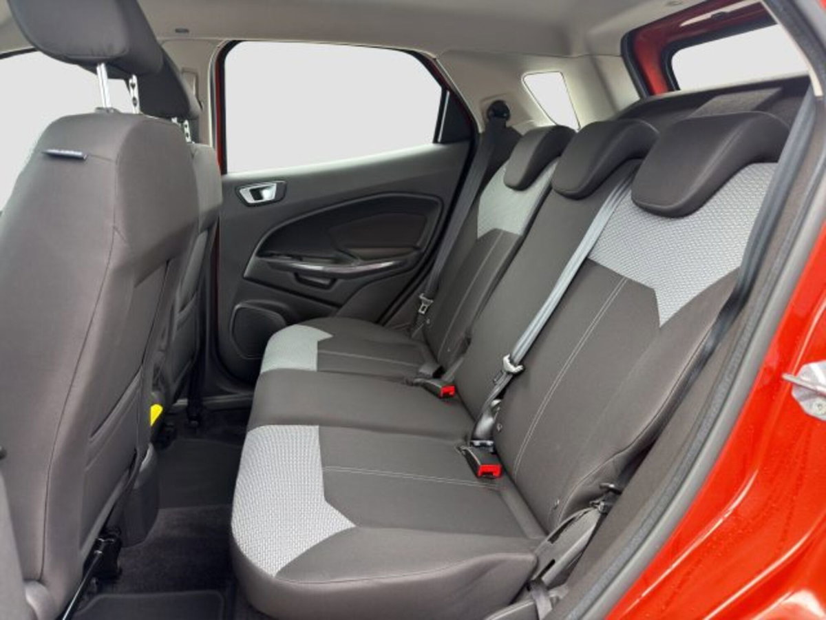 Ford EcoSport 1.5 TDCi 95 CV Plus (11)