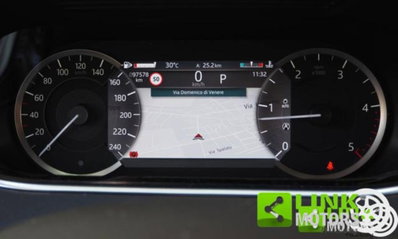Land Rover Range Rover Evoque 2.0D I4 163CV AWD Auto R-Dynamic SE (11)