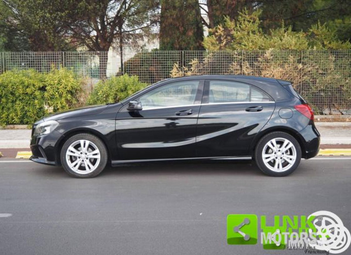 Mercedes-Benz Classe A 180 d Sport (3)