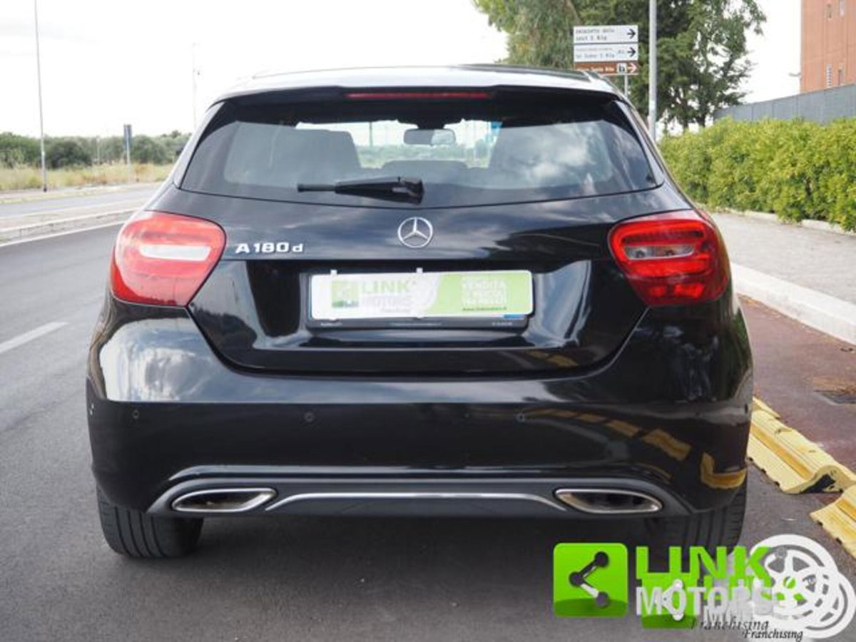 Mercedes-Benz Classe A 180 d Sport (7)