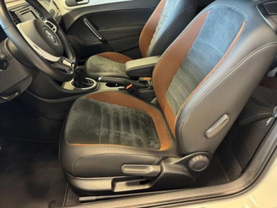 Volkswagen Maggiolino Cabrio 1.2 TSI Design BlueMotion Technology (4)