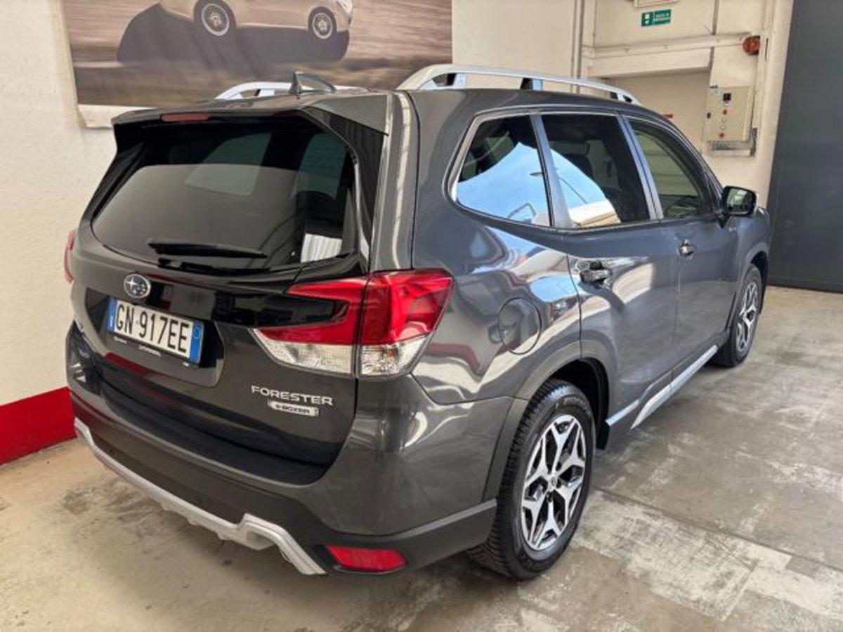 Subaru Forester 2.0 e-Boxer MHEV CVT Lineartronic Style (16)