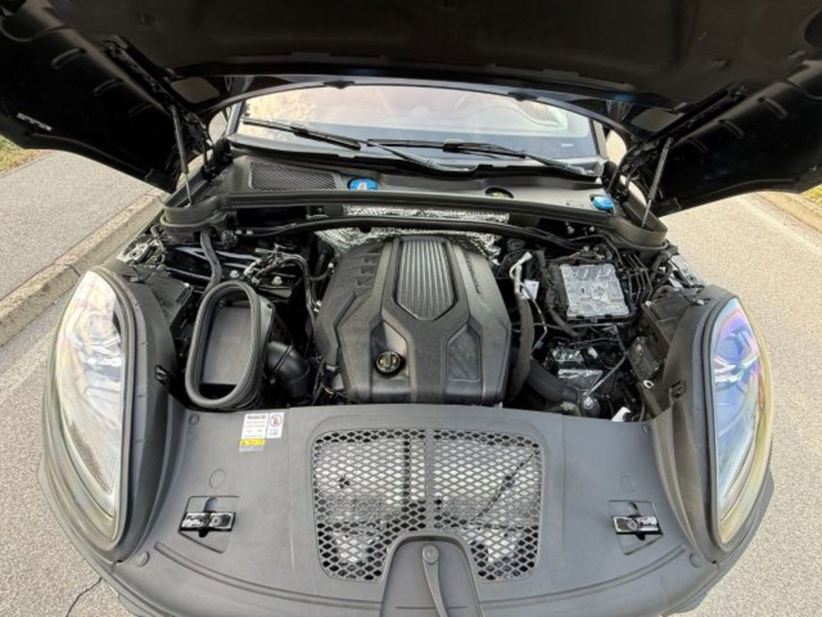 Porsche Macan 2.0 265cv pdk (16)