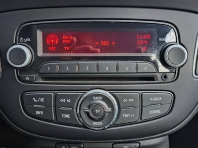 Opel Corsa 1.2 5 porte n-Joy (12)