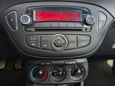 Opel Corsa 1.2 5 porte n-Joy (13)